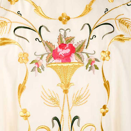 Chasuble liturgique fleurs et décors 100% laine 3