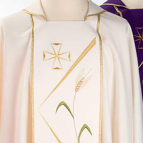 Liturgical vestment with stylized motifs 4