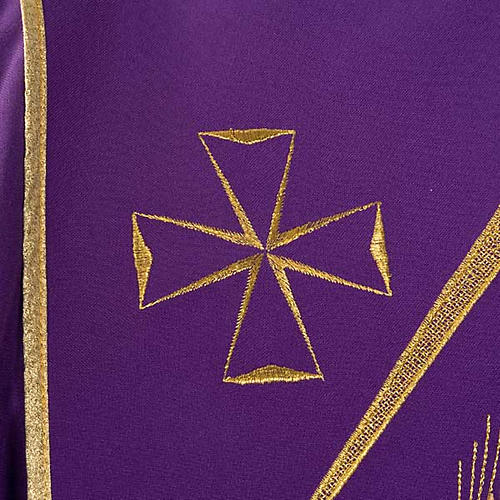 Liturgical vestment with stylized motifs 6