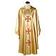 Casulla sacerdotal dorada 3 cruces rojas y verde s1