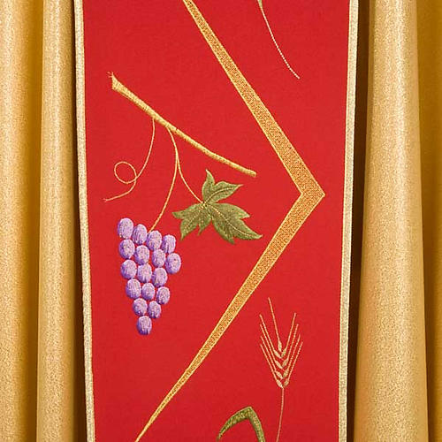 Casula sacerdotale oro stolone rosso decori stilizzati 4