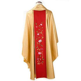 Casulla sacerdotal dorada con estolón rojo IHS rosas