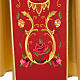Casulla sacerdotal dorada con estolón rojo IHS rosas y flores s5