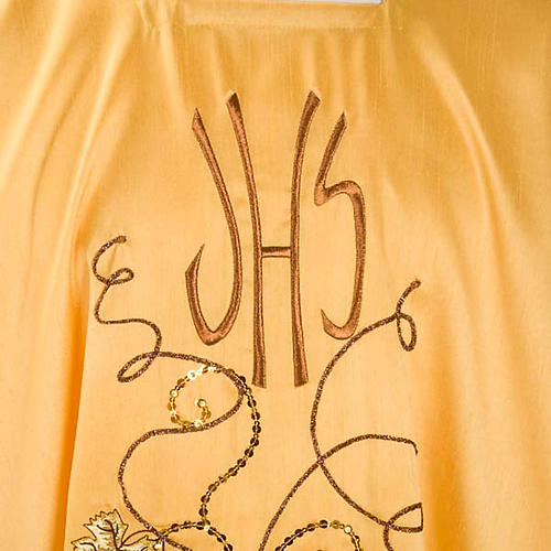 Chasuble with IHS symbol, grapes and ears of wheat - shantung 3