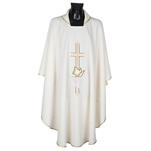 Liturgical Chasuble with grapes and double cross in polyester 1