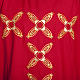 Casulla religiosa con estola roja y lana rosada s6