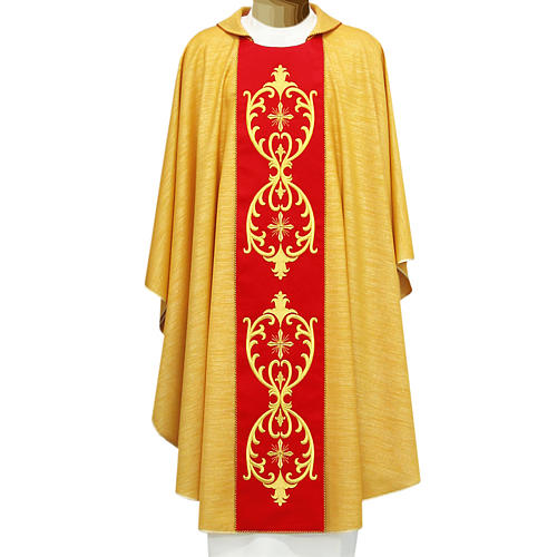 Gold Chasuble in  double twisted wool yarn lurex with embroidery 1