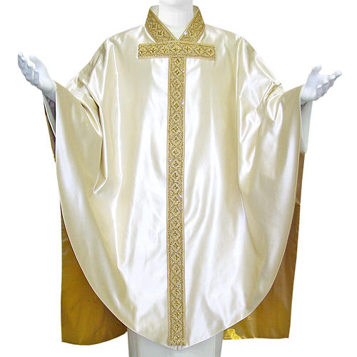 Medieval Chasuble in pure silk with gold silk lining, embroidery 1