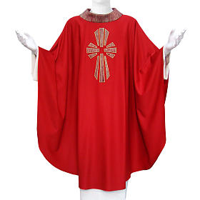 Casullas: Casulla 100% lana, detalles en 100% seda cruz estilizada