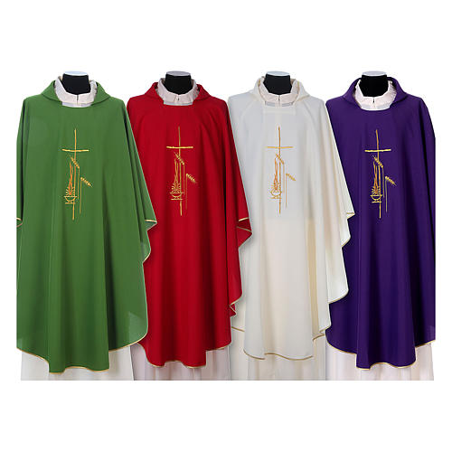 Chasuble in polyester with cross, lantern and wheat symbol 1
