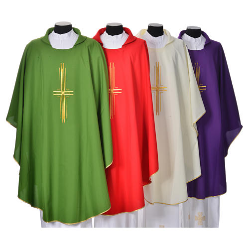 Chasuble in polyester with golden cross 1