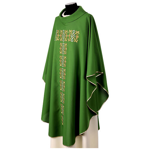 Chasuble in polyester with floral embroidery 3