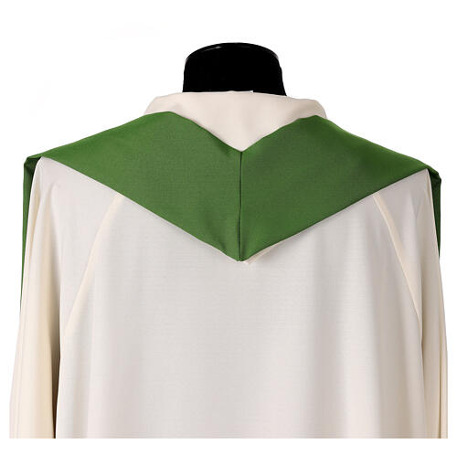 Chasuble in polyester with floral embroidery 7