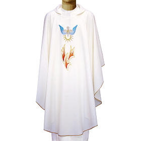 Casullas: Casulla 100% poliéster llamas y Espíritu Santo