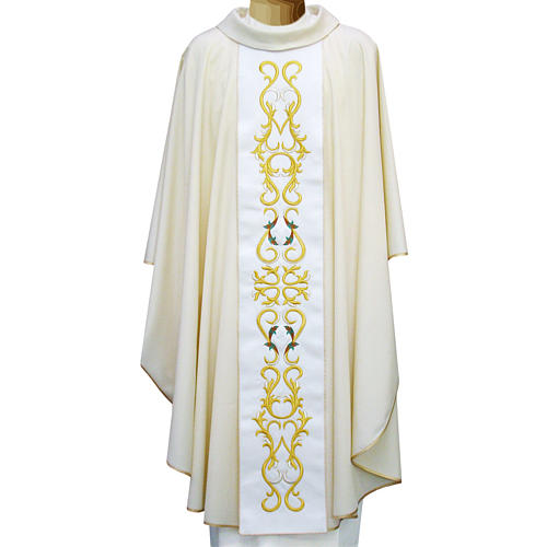 Chasuble in pure wool with double twisted yarn and embroidery 1