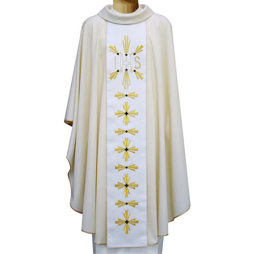 Chasuble in wool with double twisted yarn and JHS embroidery 1