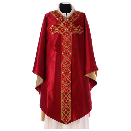 Chasuble gotique 100% pure soie broderie sur bande centrale 3