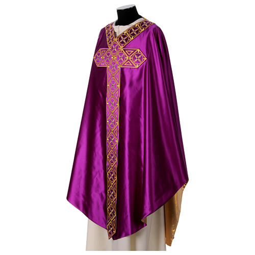 Chasuble gotique 100% pure soie broderie sur bande centrale 9