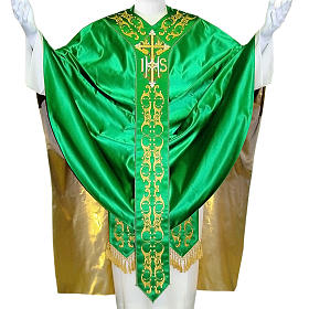 Messgewänder: Gotische Kasel mit Blumenstickerei aus Seide