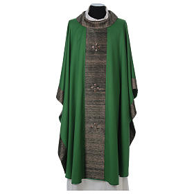 Chasuble in wool with orphrey in silk and sardonyx agate stones