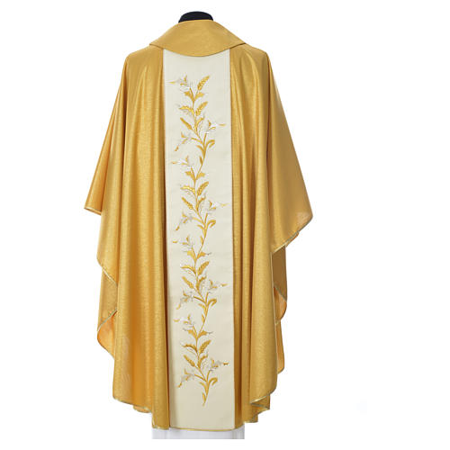Gold chasuble in wool with double twisted yarn and embroidery 4