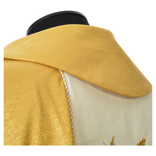 Gold chasuble in wool with double twisted yarn and embroidery 6