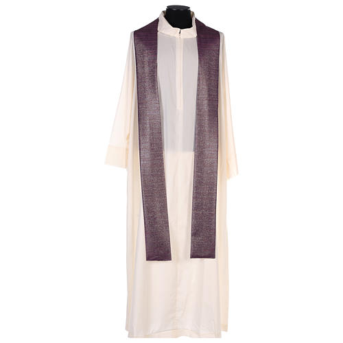 Chi-Rho Chasuble in 90% shiny pure new wool and 10% lurex. 6