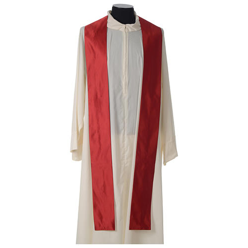 Chasuble in pure silk with hand-embroidered vine symbol 5
