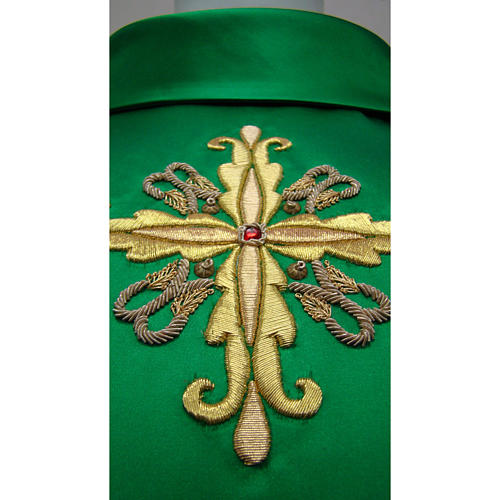 Chasuble in pure silk with hand-embroidered cross symbol 3