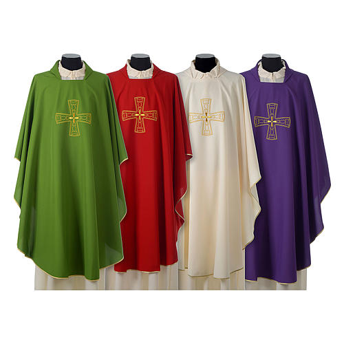 Chasuble avec broderie croix Gamma 1