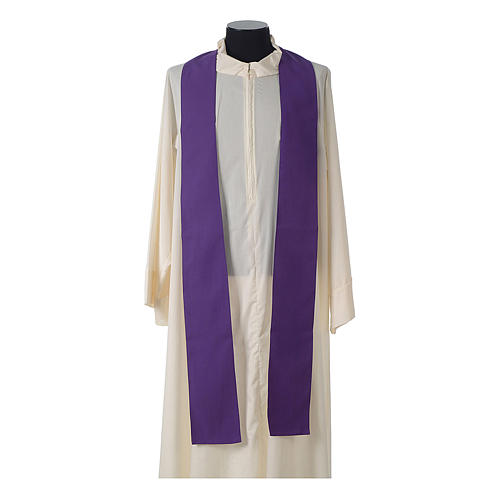 Chasuble avec broderie croix Gamma 12