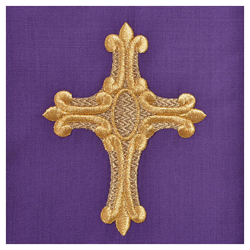 Chasuble in 20% wool 80% polyester, IHS, embroidery on relief 15