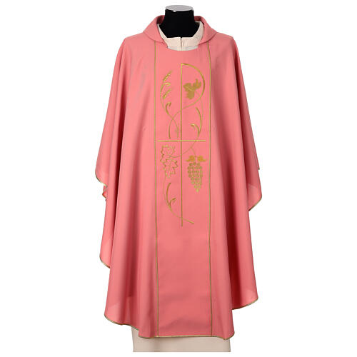 Pink chasuble in 100% polyester, Chi-Rho ears of wheat, grapes 1