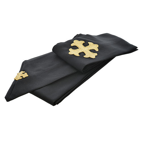 Schwarze Kasel mit stilisierten Kreuz Polyester 3