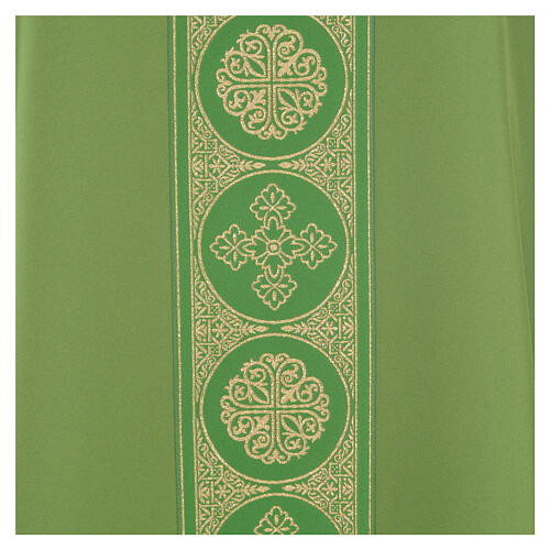 Chasuble 100% polyester décors croix dorées 4