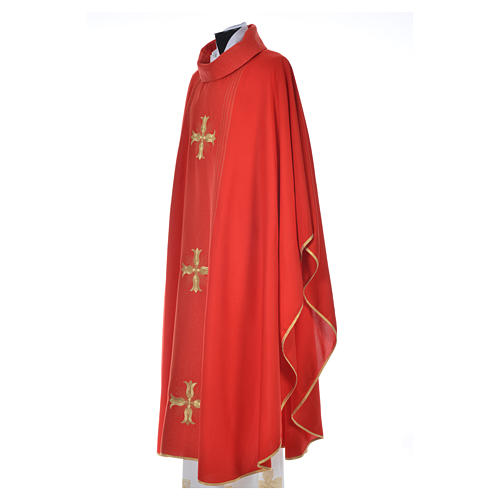 Chasuble in 90% bamboo and 10% natural viscose with golden cross 2