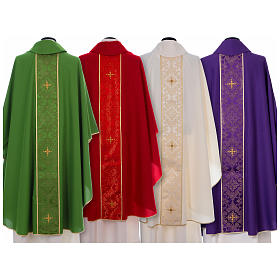 Catholic Priest Chasuble in 100% polyester with damask filigree stole and three crosses Gamma