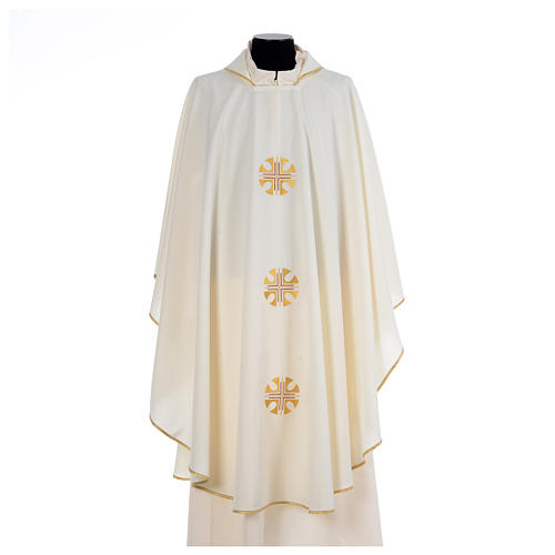 Chasuble in polyester crepe with three crosses and golden edges 5