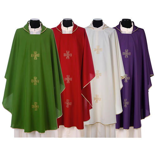 Chasuble with three crosses and woven embroideries 1