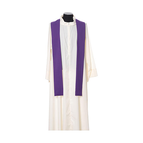 Chasuble with V neckline and decoration on front and back, 100% polyester 12
