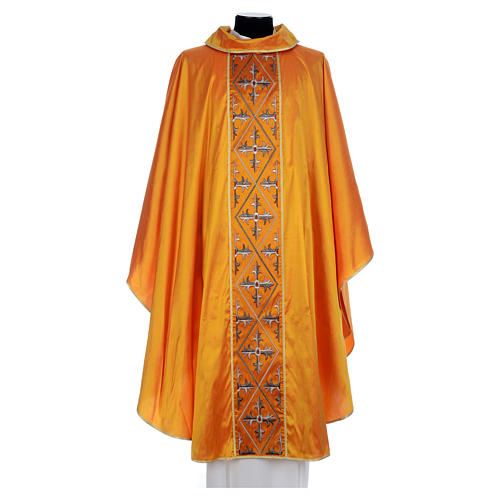 Chasuble prêtre soie or 100% broderie croix 1
