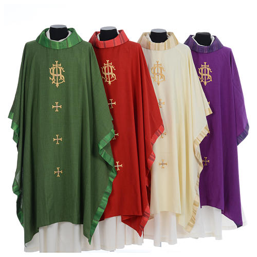 Chasuble with central IHS and crosses 1