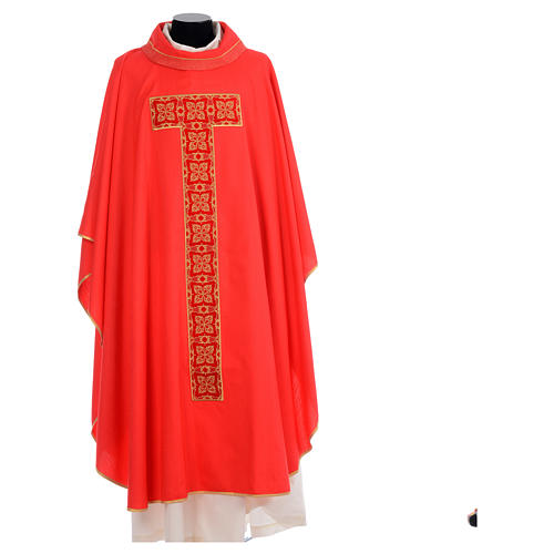 Liturgical chasuble with cross embroidery 4