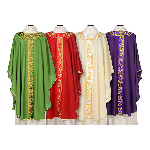 Catholic Chasuble 100% wool textured fabric with decorated neckline and gallon Gamma 2