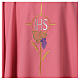 Chasuble in polyester flower decoration, rose s2