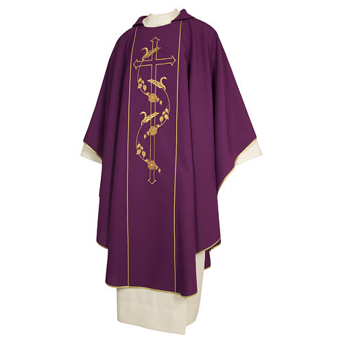Chasuble prêtre 100% polyester croix épis couleur marc de raisin 1