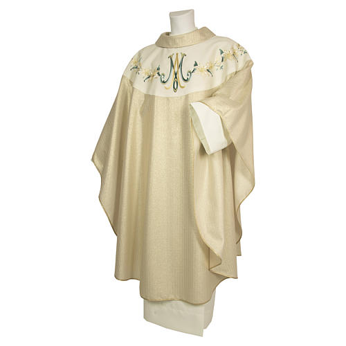 Casulla Mariana con decoraciones florales lana viscosa efecto dorado 1