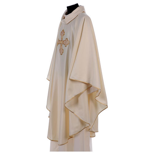 Casulla blanca bordada a mano seda y lana Monasterio Montesole 4