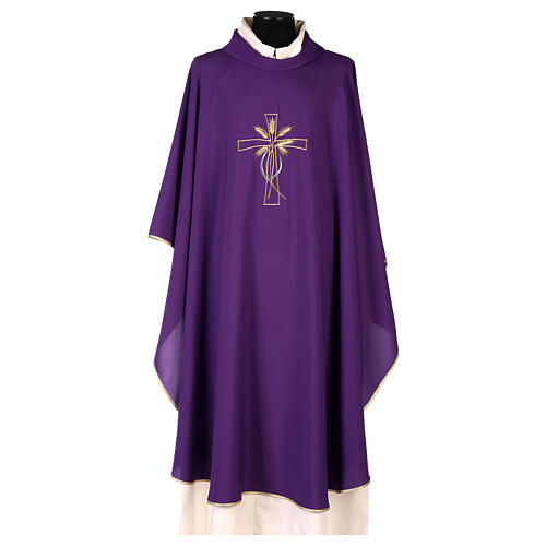Gothic Chasuble in Vatican fabric with gold and silver embroidery 6