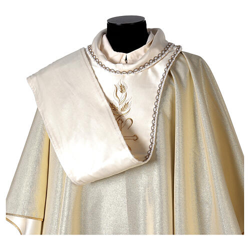Casula tecido Papal dourado estolão bordado e pedras 7